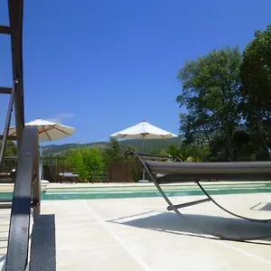 https://les-tournillayres.fr-provencehotel.com